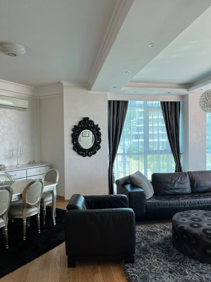 Apartman Staklena Kula Apartment บุดวา ภายนอก รูปภาพ